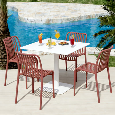 Chaise de salle à manger d'extérieur empilable, chaise d'appoint de patio en plastique sans accoudoirs toutes saisons sans assemblage pour le jardin, la cour arrière et le balcon