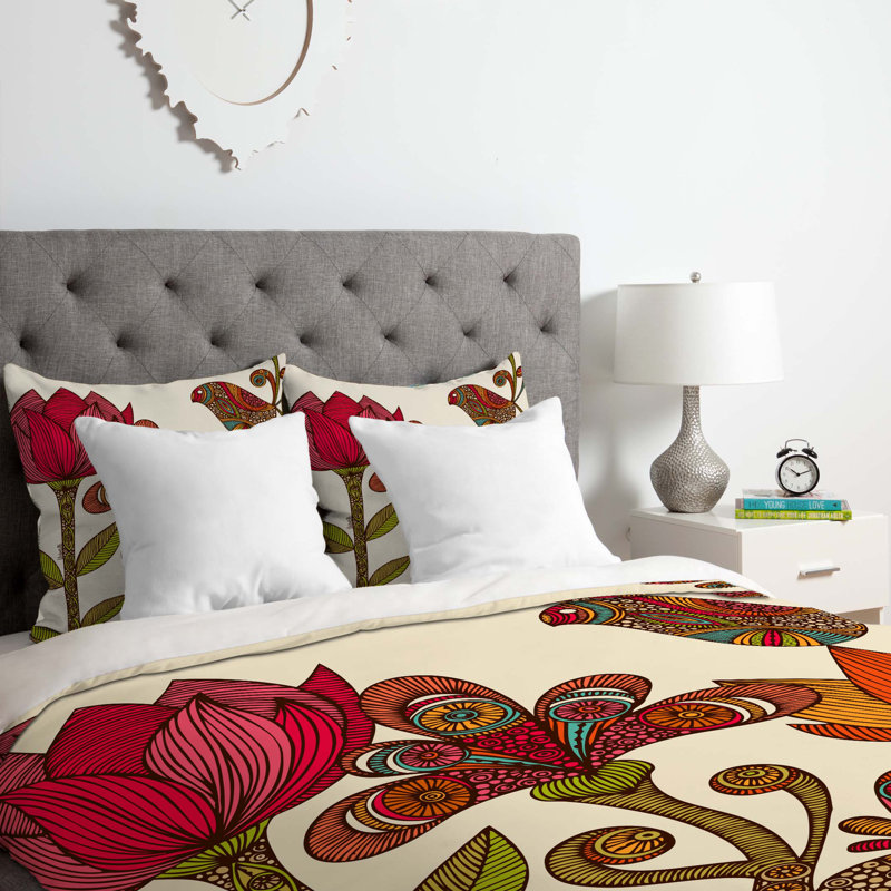 Valentina Ramos Garden Polyester Floral Duvet Cover, Queen Duvet Cover + 2 Standard Shams