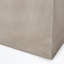 table de bout cubique avec base robuste