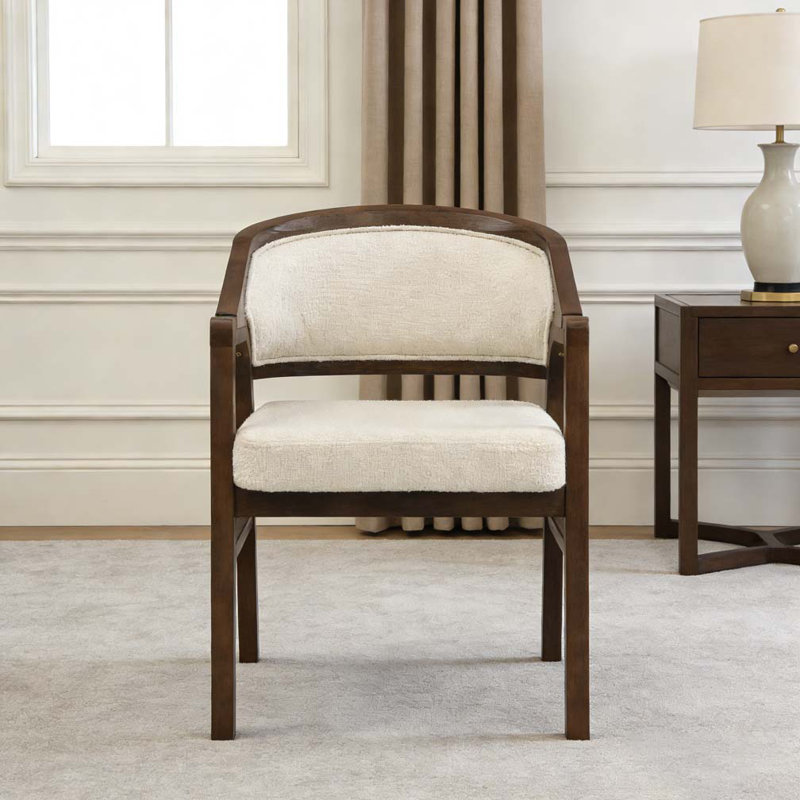 Chaise en bois, Noyer