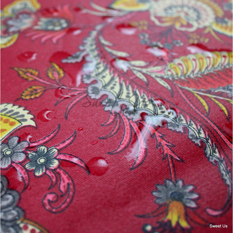 Wipeable Stain Resistant French Provencal Floral Cotton Rectangle Tablecloth, 116"L x 60" W, Red