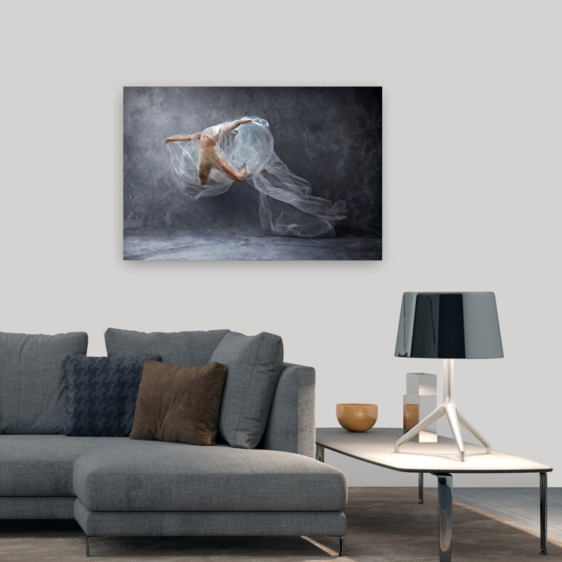 «Floating plastique danseuse abstraite», impression murale délicate, H 48 po x l 32 po