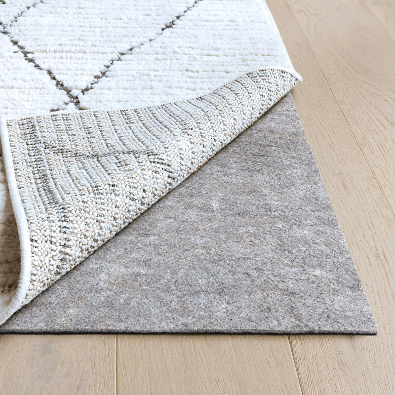 Classic Non-Slip Felt & Rubber Rug Pad, Round 9', 0.13"