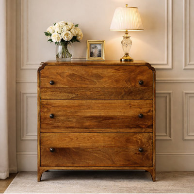 Commode festonnée