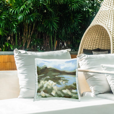 Coussin d'extérieur imprimé Fluid Green Seascape par June Erica Vess