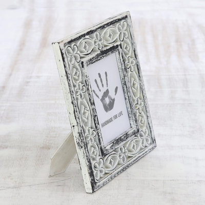 Leibowitz White Matte Picture Frame