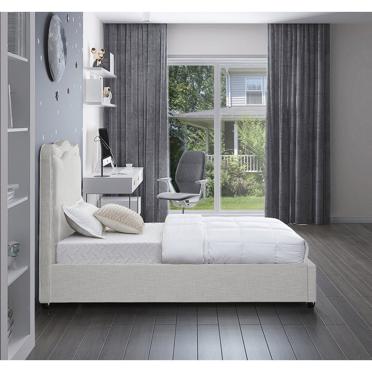 Amala Upholstered Scalloped Bed