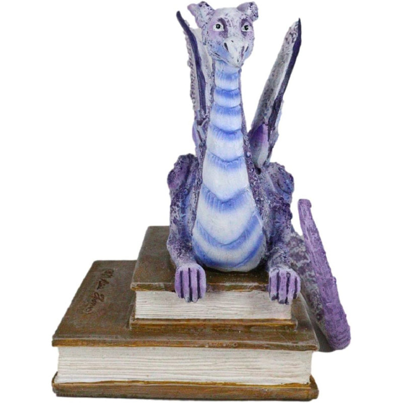 Adorable chercheur de la bibliothèque Heinzdieter