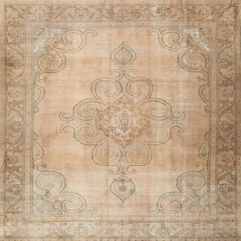 Tapis oriental beige / rose clair en laine, Carré 7 pi