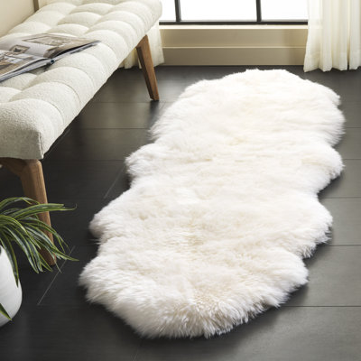 Sheepskin Standard Area Rug