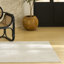 Tapis d'intérieur moderne ivoire Ebern Designs Reimann-1438380279