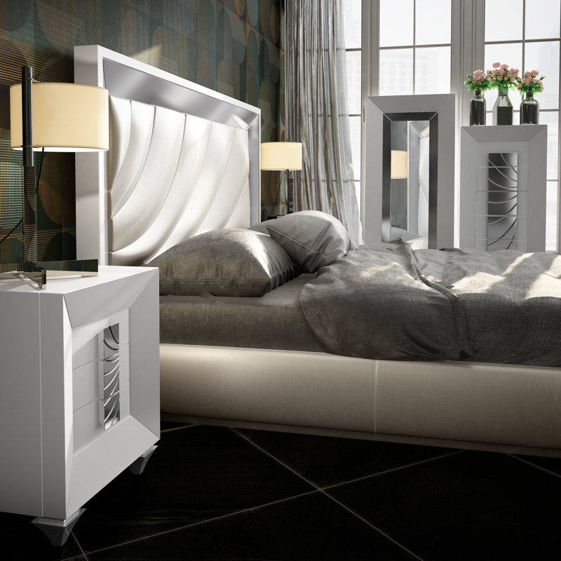 Annalya Upholstered Panel Bed, Matte, Queen