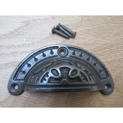Round Inca Cup Pull Antique Brass