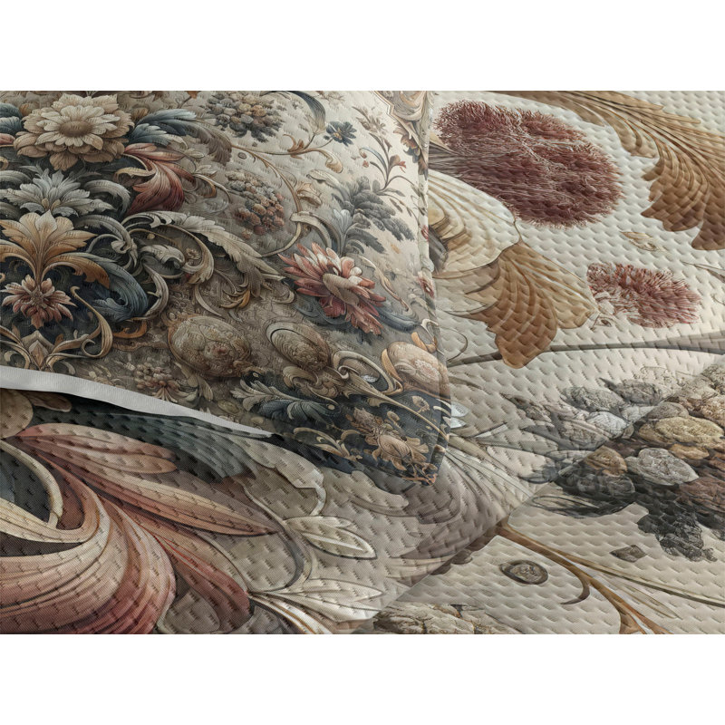 Floral Coverlet, Queen Coverlet + 2 Standard Shams