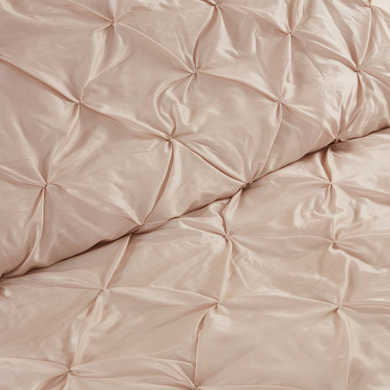 Blush Queen Microfiber Down Alternative 24-Piece Bedding Set