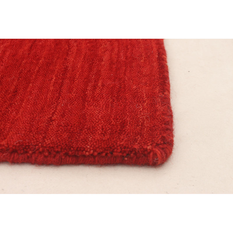 Tapis rouge Mcmillion Luribaft 4 pi 10 po x 8 pi 0 po