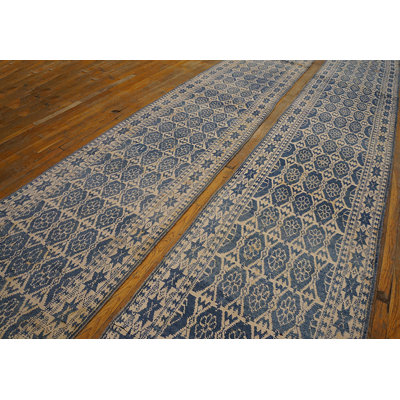 Hand Knotted Cotton Area Rug in Blue