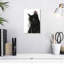 Simple chat noir sur toile-988107595