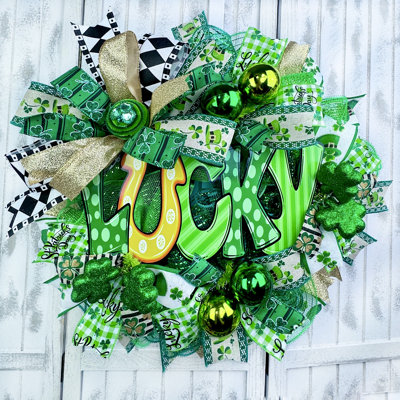 Handcrafted 18'' Wreath