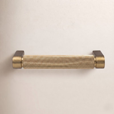 Kent Knurled Bar Cabinet Pull