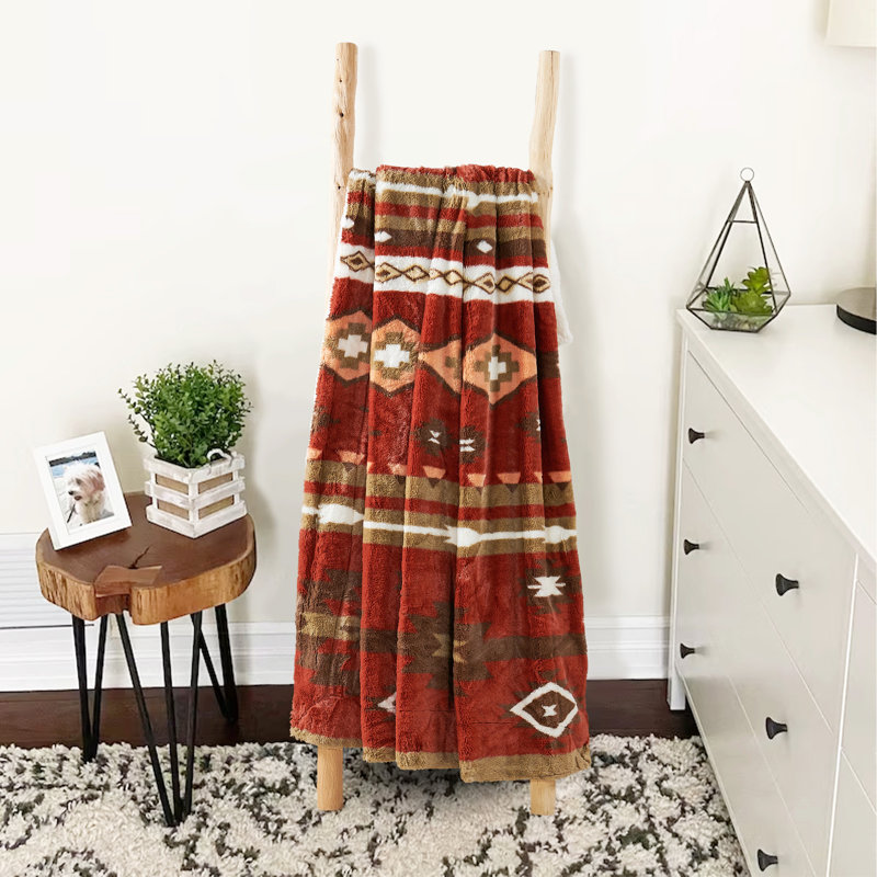 Jeté en microfibre Rustic Aztec, L 80 po x l 60 po, Rouille