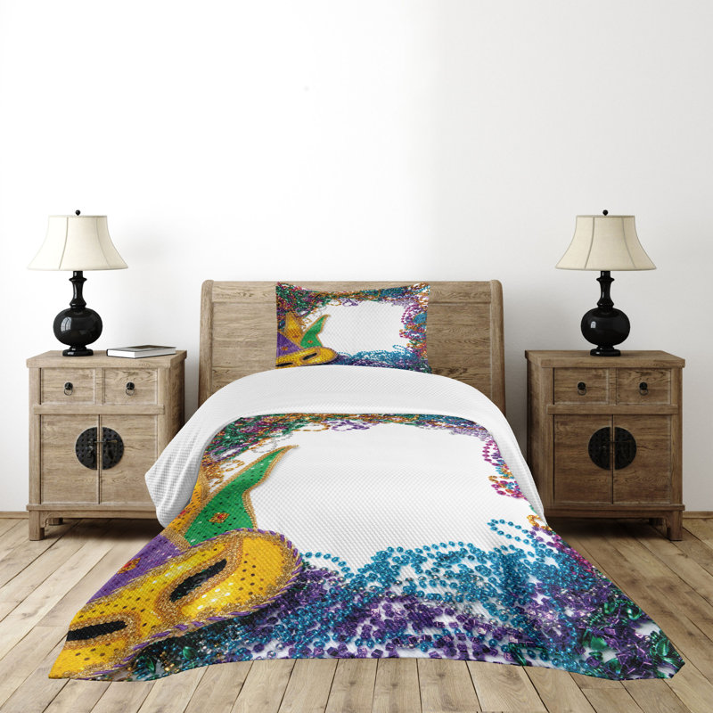 White Quilted Twin Bedspread Set with Colorful Mask Design