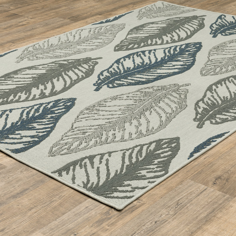 Gibney Floral Indoor / Outdoor Rug, Rectangle 3'3" x 5'