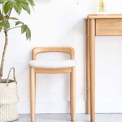 Tabouret de maquillage carré en chêne naturel pour la chambre à coucher et la salle à manger, apparence simple, doublure en tissu, rembourrage en tissu, facile à monter, largeur de 14,8 po, banc de lit de 9,35 lb de poids doux
