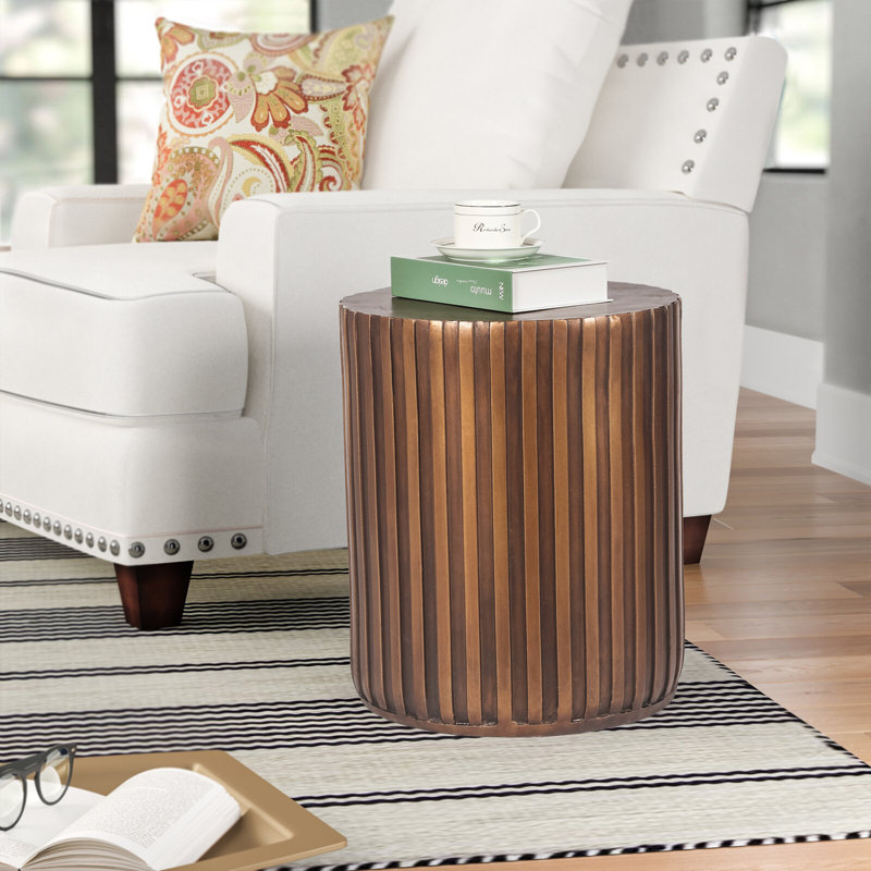 Table d'appoint en pierre Olly