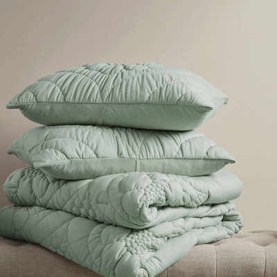 3 King Comforter , Sage, Elegant Floral Comforter, Puffy Texture, Warmth, Knit, All Round Comfort, Quilting, Knit Softness, Safe, Machine Washable