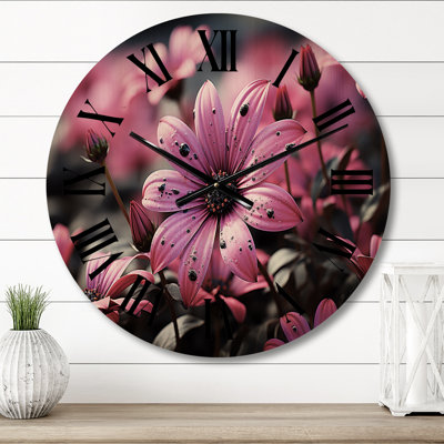 Horloge murale surdimensionnée en bois