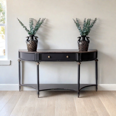 Console Retro Elegant Minimalist