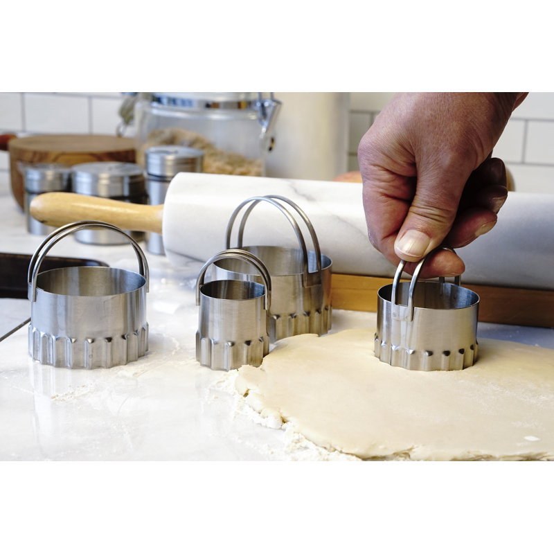 Stainless Steel Rippled Round Biscuit Cutters Set of 4