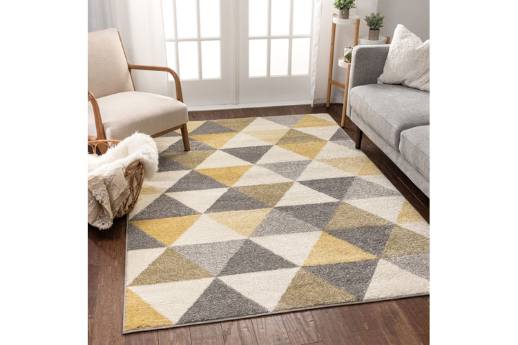 Rubino Geometric Gold Area Rug