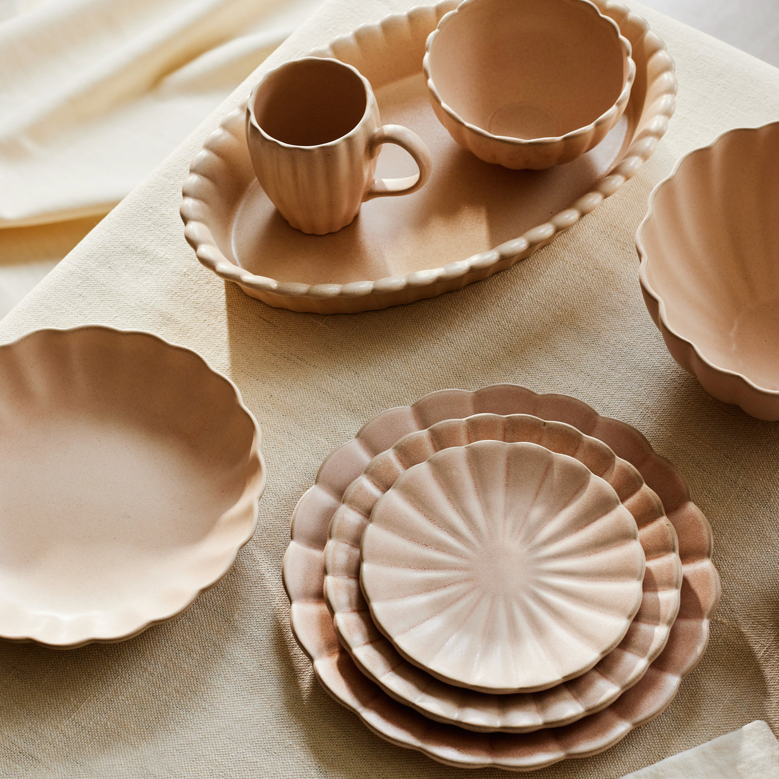 Canvas Home Lafayette Pasta Bowl, Pink