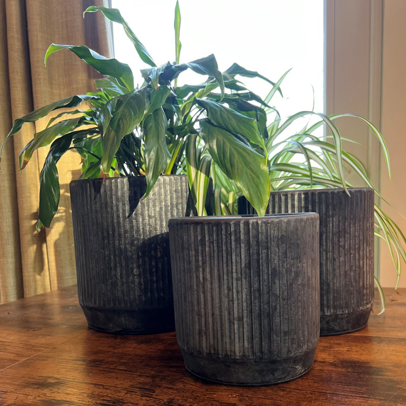 French Country Style Fluted Round Planters, Set of 3