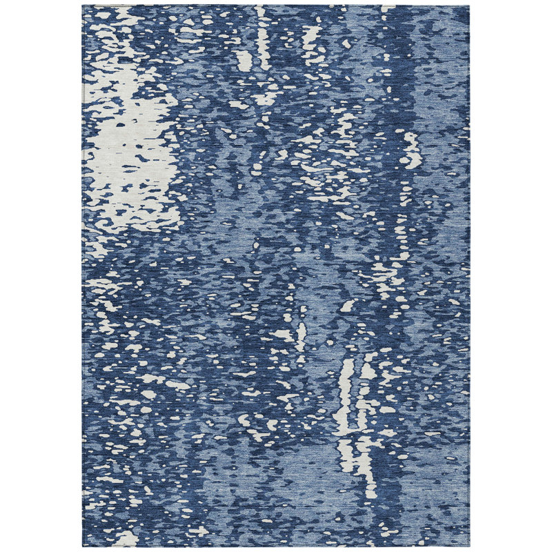 Tapis extérieur lavable abstrait bleu et ivoire 5 pi x 8 pi Denim