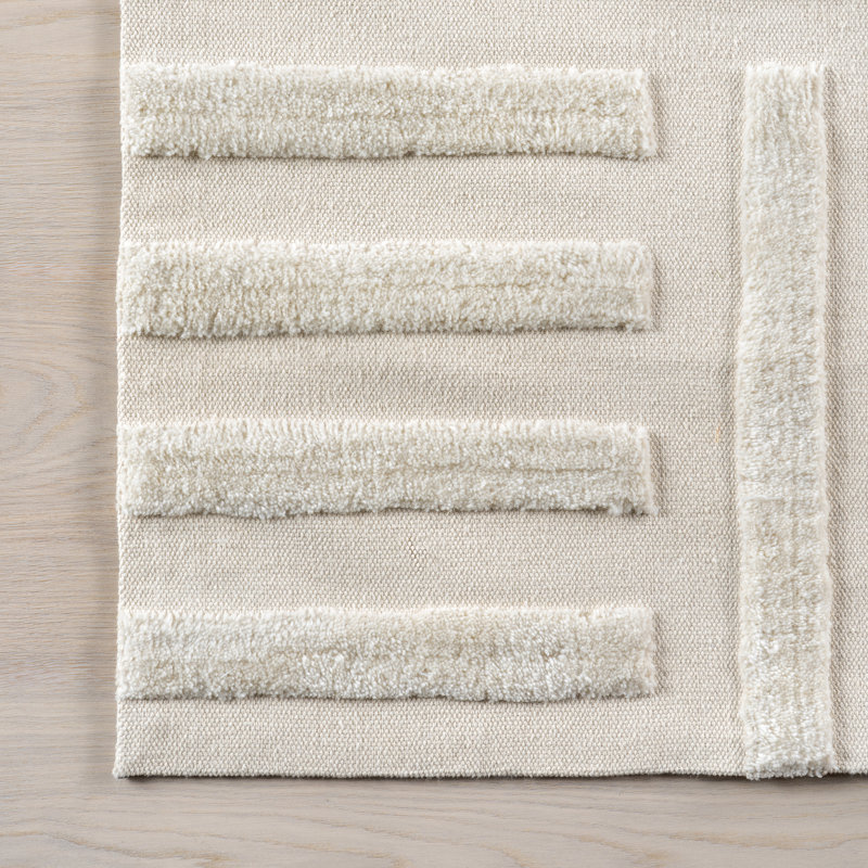 Handmade Ivory Wool Blend Tufted Rectangular Rug 8' x 10'
