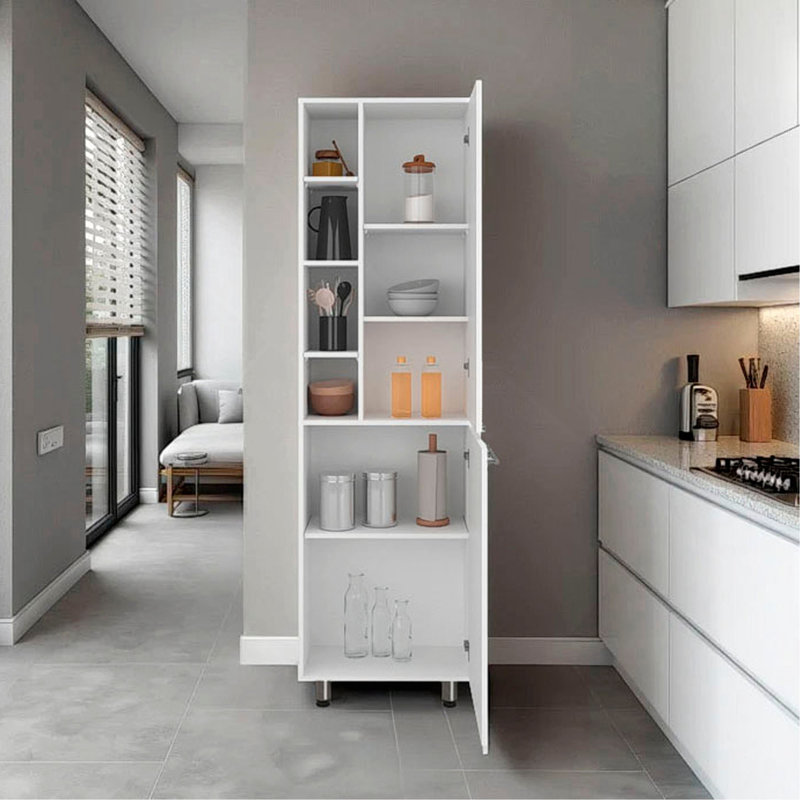 Garde-manger avec plusieurs tablettes ouvertes et fermées