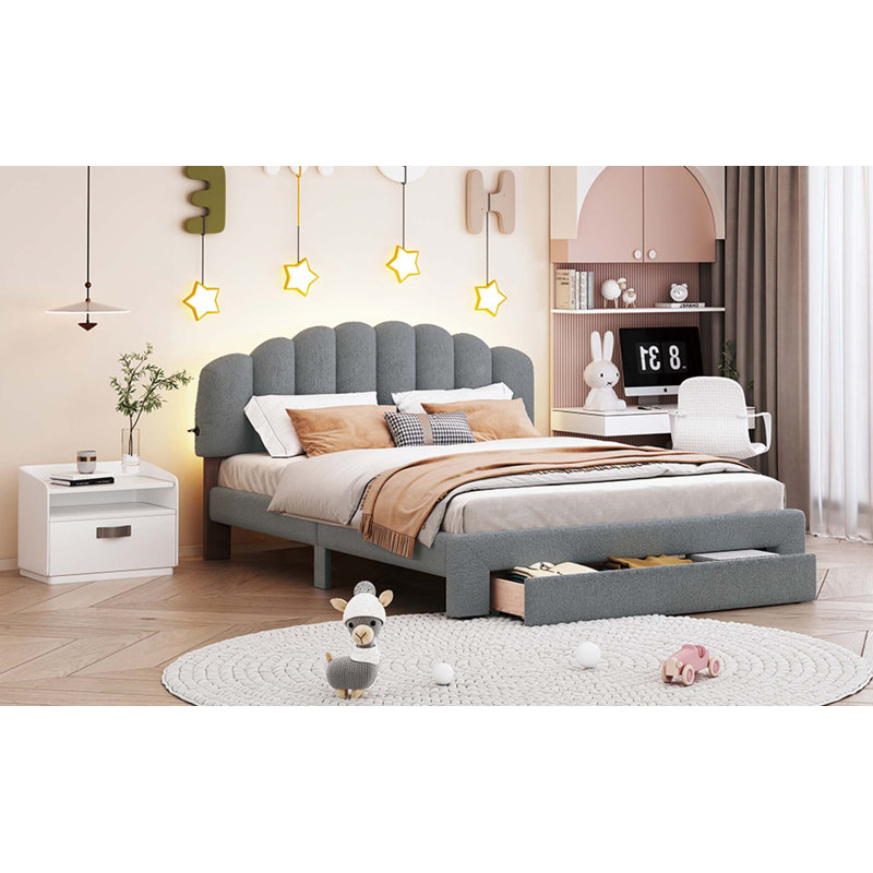 Grand lit plateforme tapissier Teddy, Gris