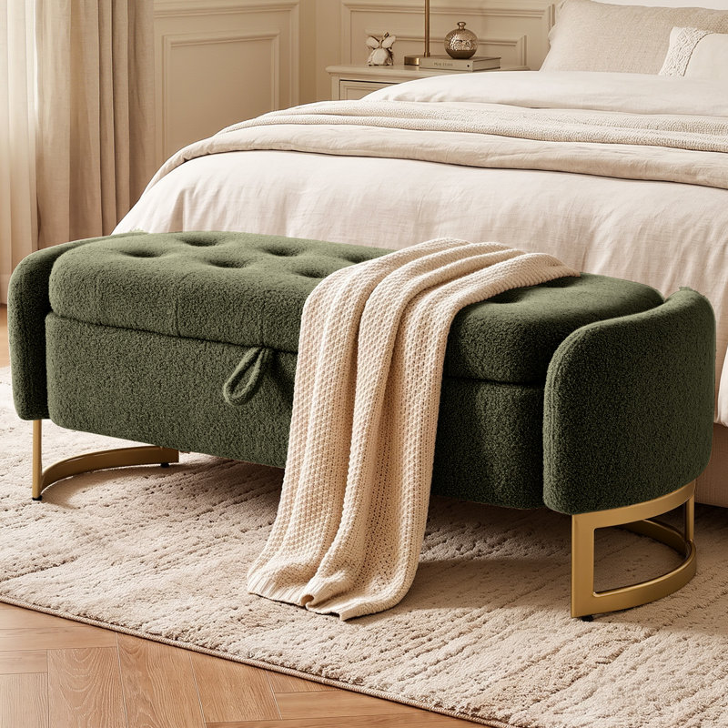 Banc de rangement capitonné Teddy avec pieds en fer courbés, structure en bois massif et plateau relevable à languette., Vert