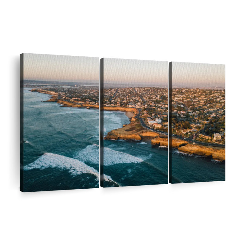 «Coast Of San Diego», reproduction d'art sur toile, H 24 po x l 38 po x P 1,25 po