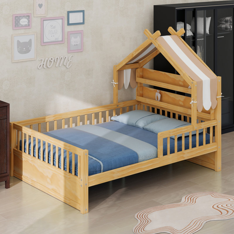 Lit maison contemporaine en bois avec tablette de tête de lit, Lit double, Naturel