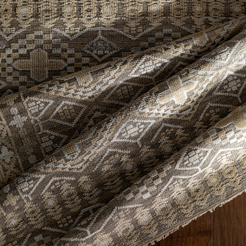 Tapis brun clair / kaki Indrakumar, Rectangle 6 pi x 9 pi