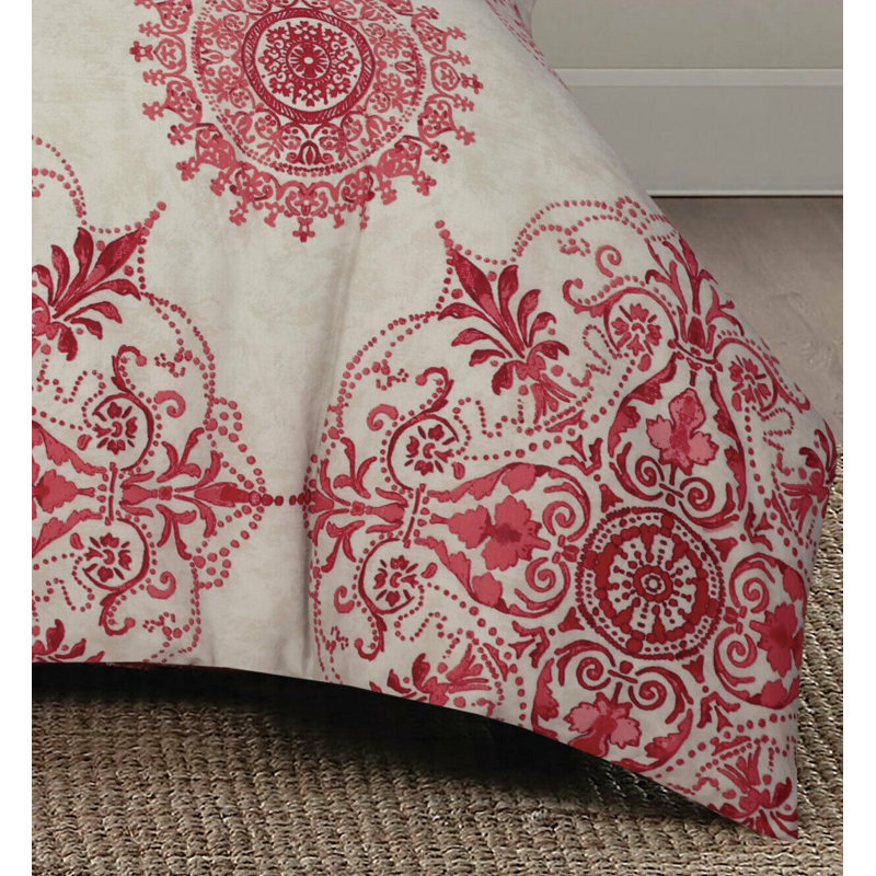Saxon Damask Duvet Cover Set with Pillowcases, Kingsize - 2 Standard Pillowcases, Red