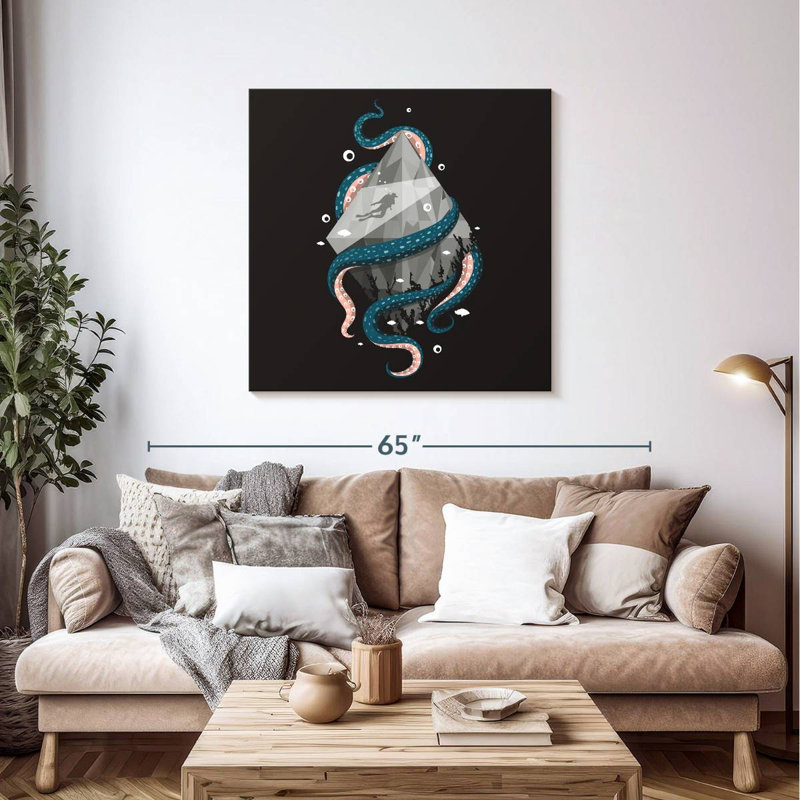 Senne Octopus Emblem, 39" H x 39" W