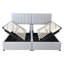Très grand lit avec revêtement en tissu gris et housse de rangement hydraulique rembourrée