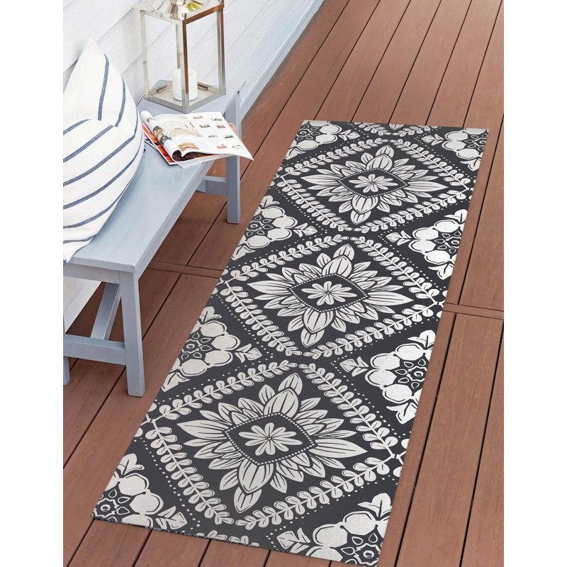 Talia Outdoor Area Rug, Runner 2'6" x 8'
