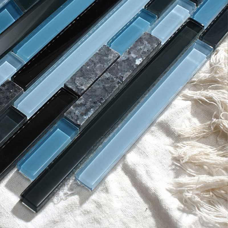 Natural 11.82 in. x 12.01 in. Interlocking Glossy Glass Mosaic Tile, Black/Blue