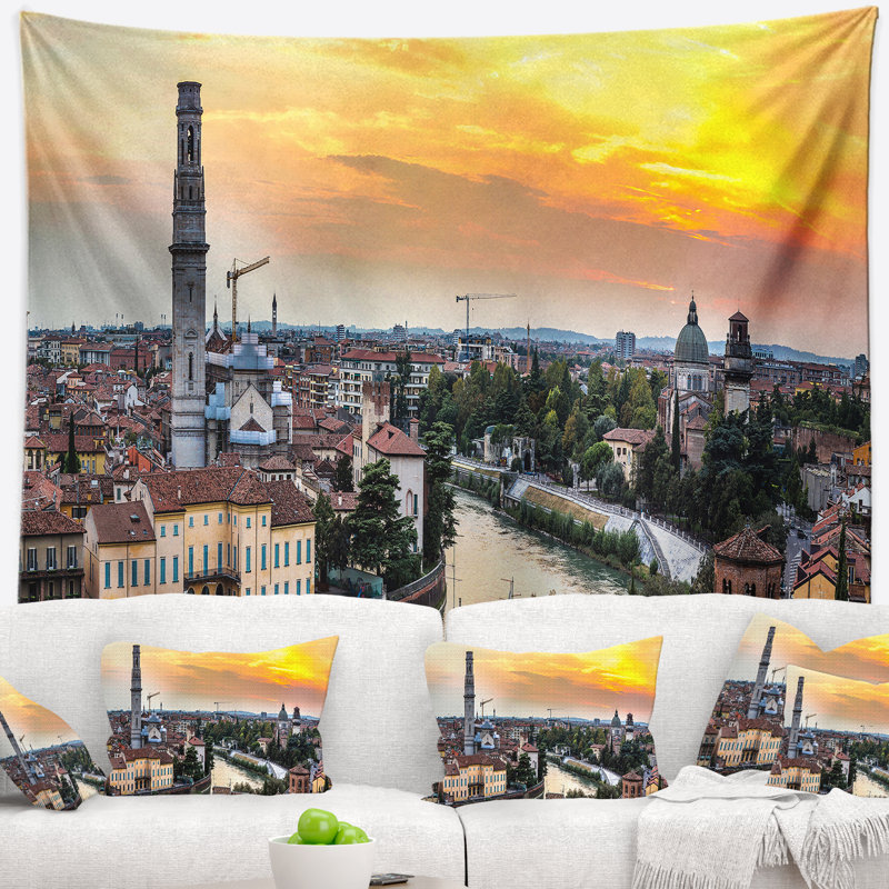 Cityscape verona au coucher du soleil en italie tapisserie, H 68 po x l 80 po
